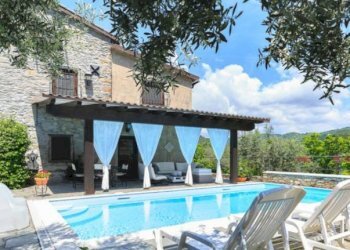 Piscina - Villa via San Lorenzo, Avegno - foto 3