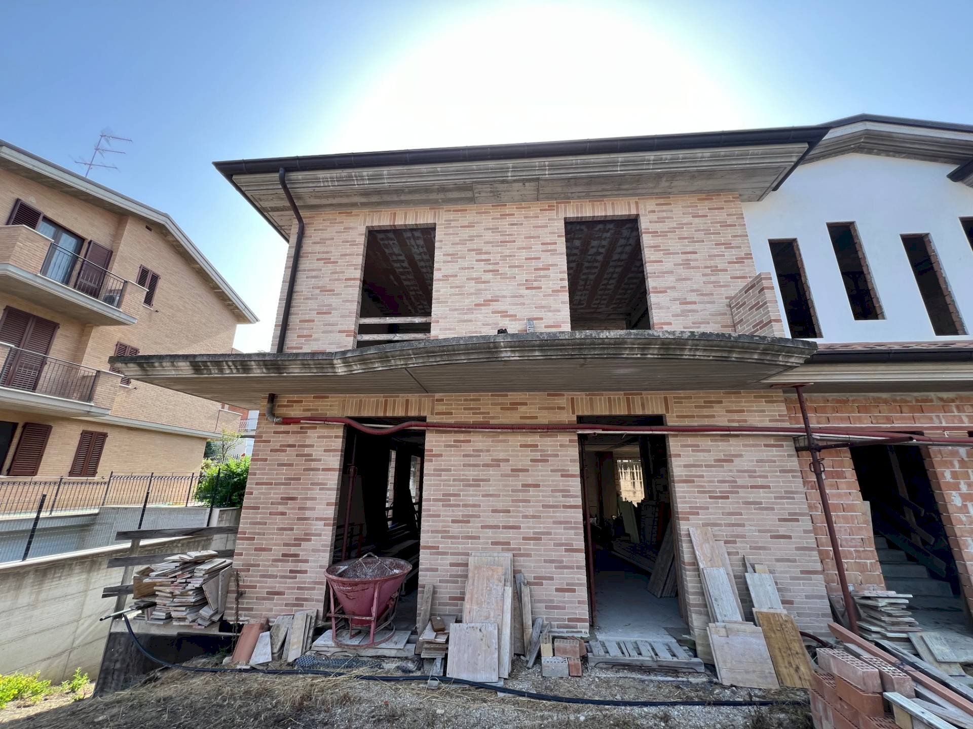 Three-room apartment Piazza Sereni, Fermo - photo 1