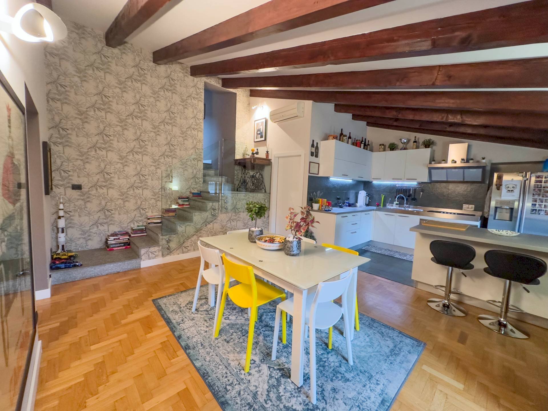 Four-room apartment Via Carlo Alberto, Moncalieri - photo 1