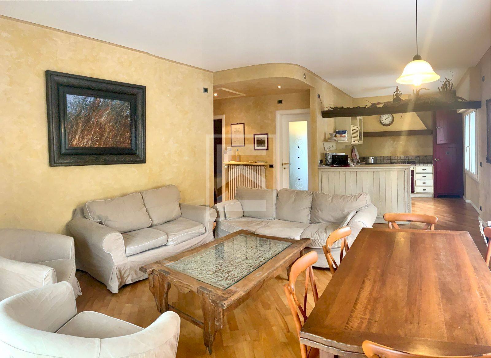 Four-room apartment via statale, Toscolano-Maderno - photo 1