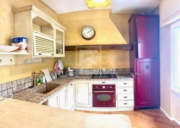 Four-room apartment via statale, Toscolano-Maderno - photo 7