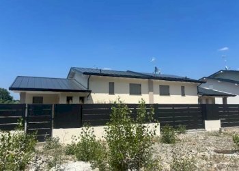 Villa Bifamiliare Savignano sul Panaro - foto 1