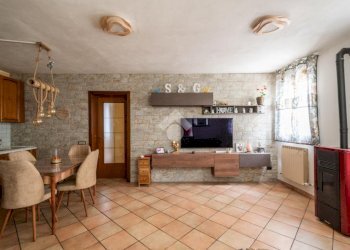 Villa a Schiera Viale Medaglie D'oro, Novi di Modena - foto 1