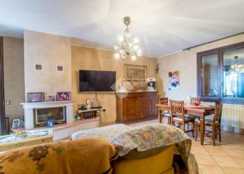 Semi-detached house Via Via Padella, San Prospero - photo 1