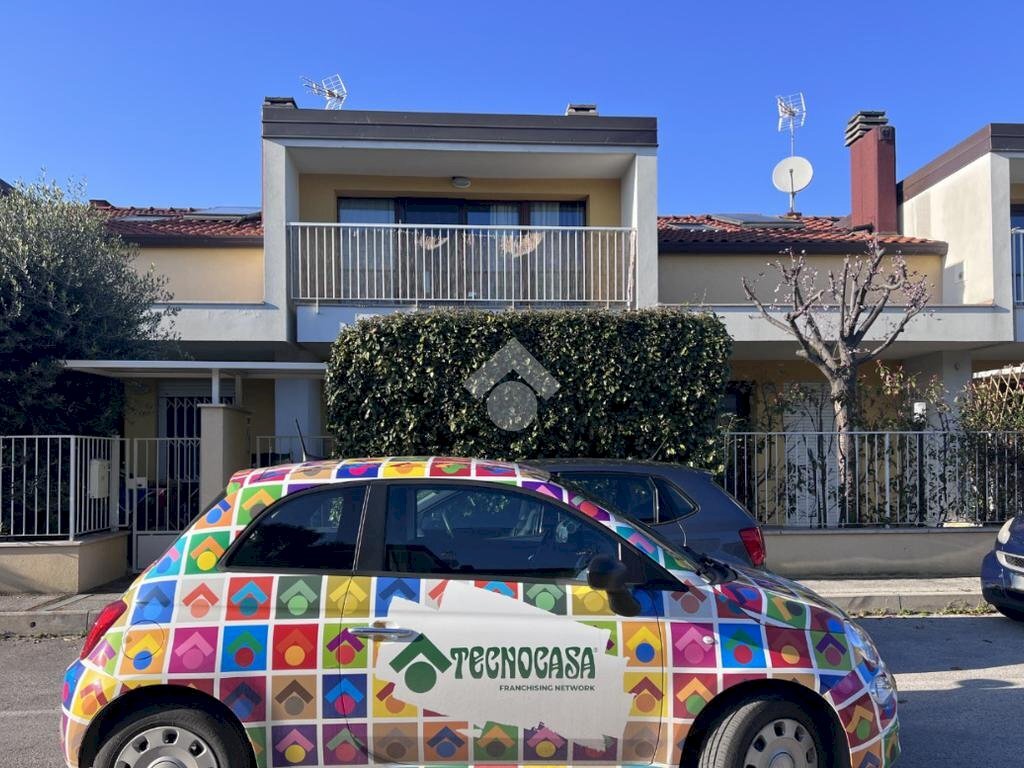 Villa a Schiera Via Coriano, Rimini - foto 3