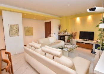 Three-room apartment Via pietro nenni, Vignate - photo 6
