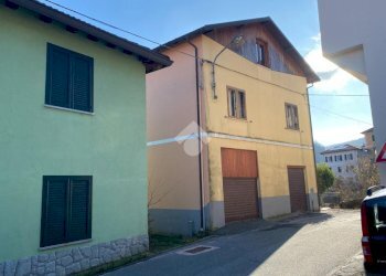 Casa indipendente Via insurrezione d'aprile, Montoggio - foto 3
