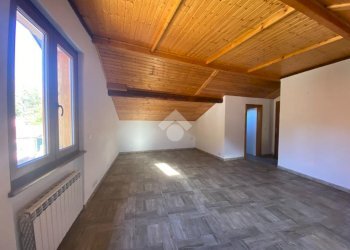 Casa indipendente Via insurrezione d'aprile, Montoggio - foto 21