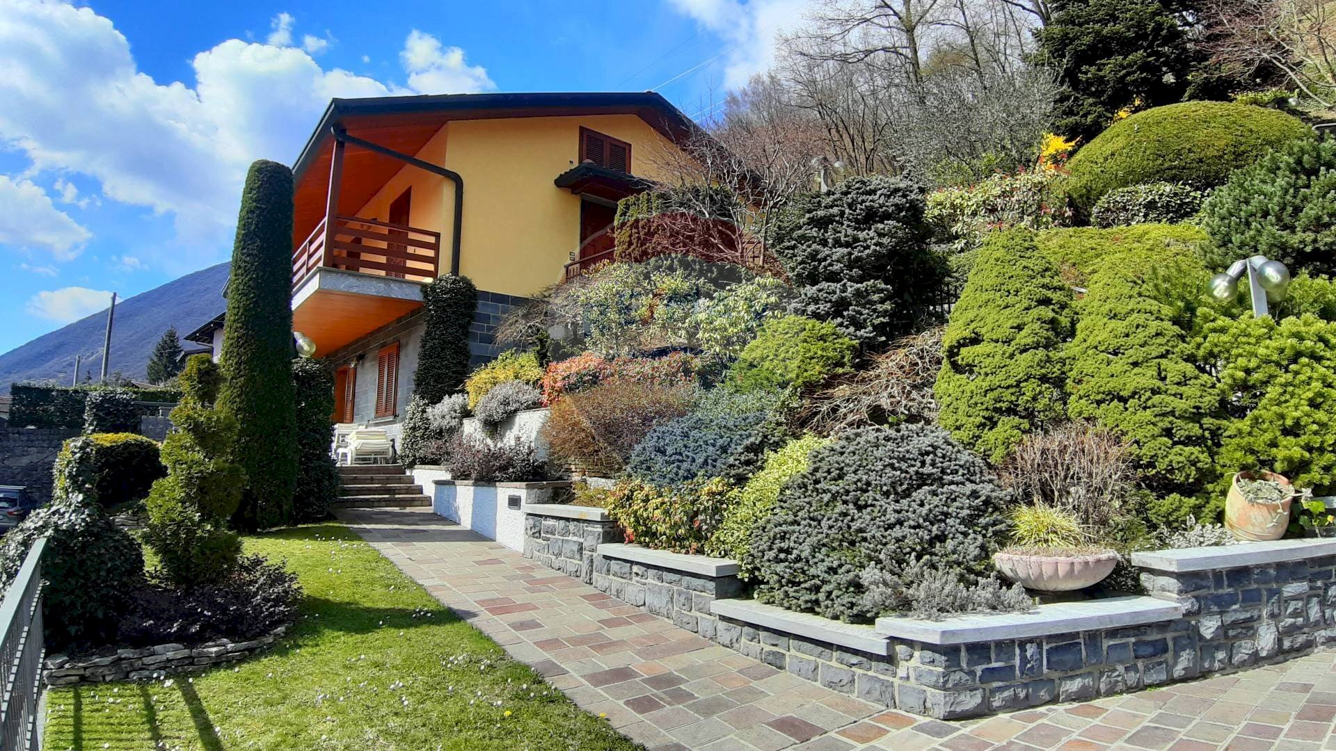 Single Family Villa Ranzanico - photo 1