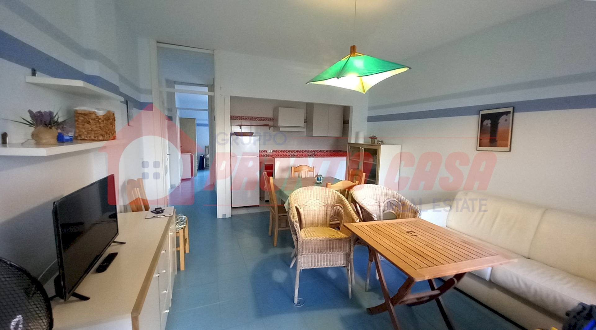 Stable - Palace Località ISOLA VARANO, Ischitella - photo 1