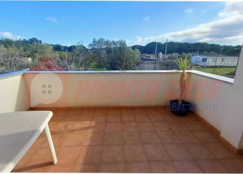 Stabile - Palazzo Località ISOLA VARANO, Ischitella - foto 8