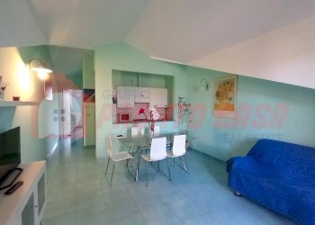 Stabile - Palazzo Località ISOLA VARANO, Ischitella - foto 10