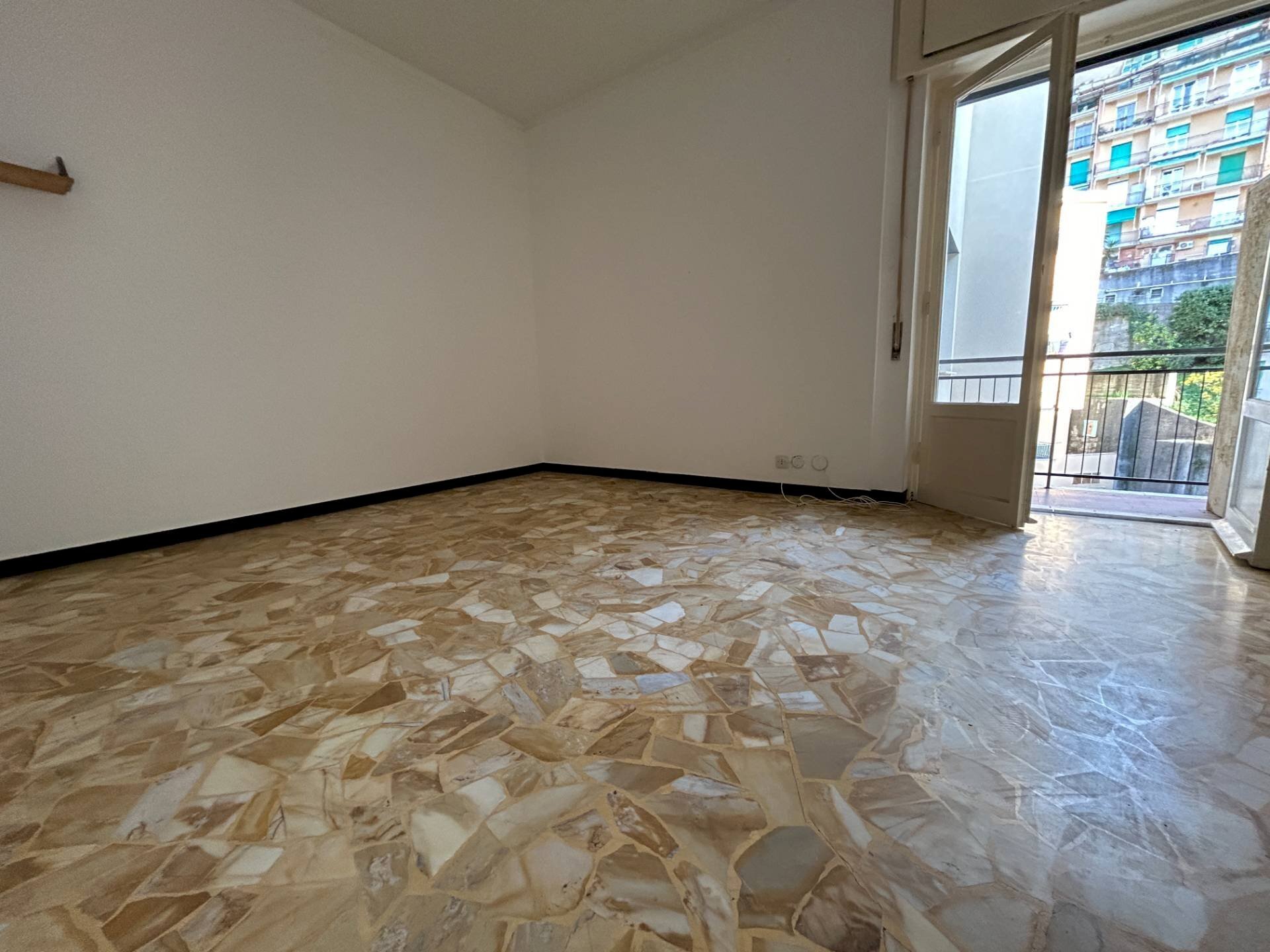 Apartment Via Francesco Pastonchi, Genova (neighborhood Marassi) - photo 2