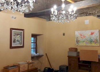 Stanza arredata - Rustico Regione Boschi, Canelli - foto 47