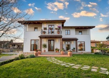 Facciata - Villa via Bisalta, Pianfei - foto 1