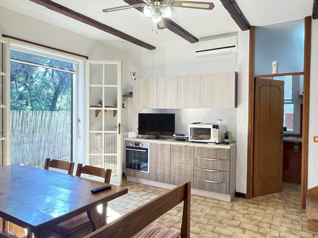 Sala da pranzo - Quadrilocale viale Italia, Ravenna (zona Porto Corsini) - foto 2