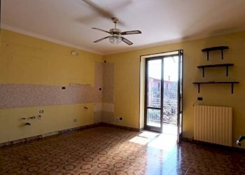 Stanza non arredata - Villa via Guglielmo Marconi, San Giorgio del Sannio - foto 9