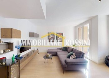 Salone - Bilocale via Carlo Robbioni, 8, Varese - foto 4