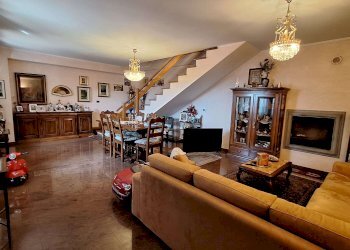 whatsapp image 2025-02-28 at 13.57.07 - Portion of a house via Lunga, 23, Castiglione Torinese - photo 13