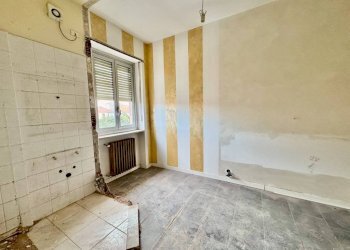 Stanza non arredata - Stabile - Palazzo via Montegrappa, 16, Orbassano - foto 13