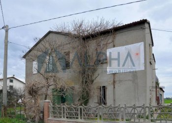 Facciata - Rustico via Roncolo, Longiano - foto 2