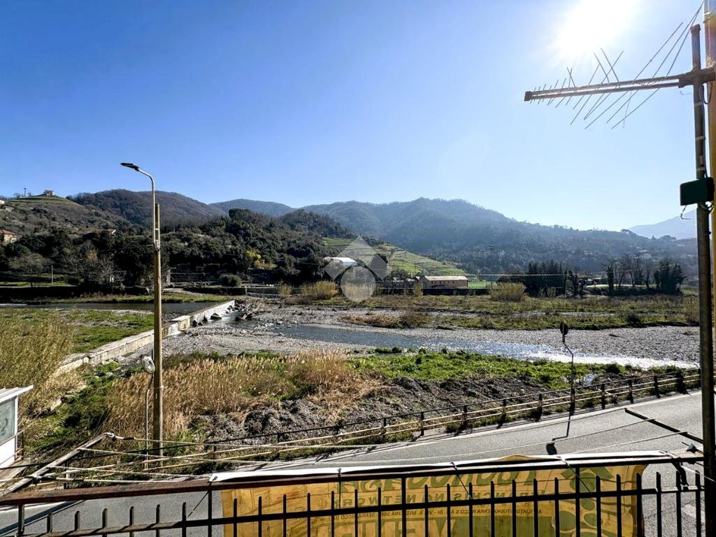 Quadrilocale Via Fratelli Canepa, Serra Riccò - foto 2