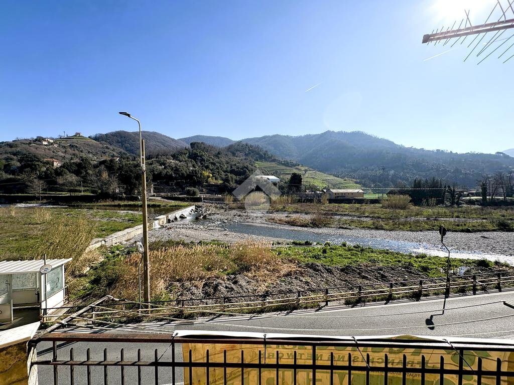 Quadrilocale Via Fratelli Canepa, Serra Riccò - foto 3