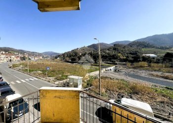 Quadrilocale Via Fratelli Canepa, Serra Riccò - foto 8