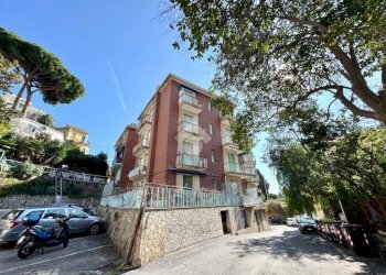 Four-room apartment Via mulino del ponte, Alassio - photo 1
