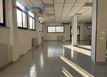 Ufficio via marco polo 238, Osimo - foto 9