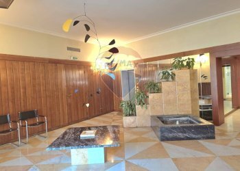 Ufficio Milano (zona Certosa) - foto 1