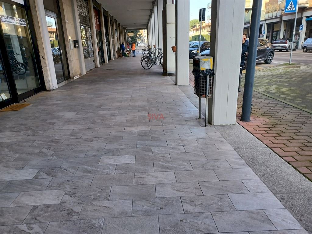 Commercial Premises Ravenna - photo 1