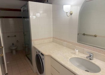 Bagno - Appartamento via Massimo d'Azeglio, Bologna (zona Costa Saragozza) - foto 5