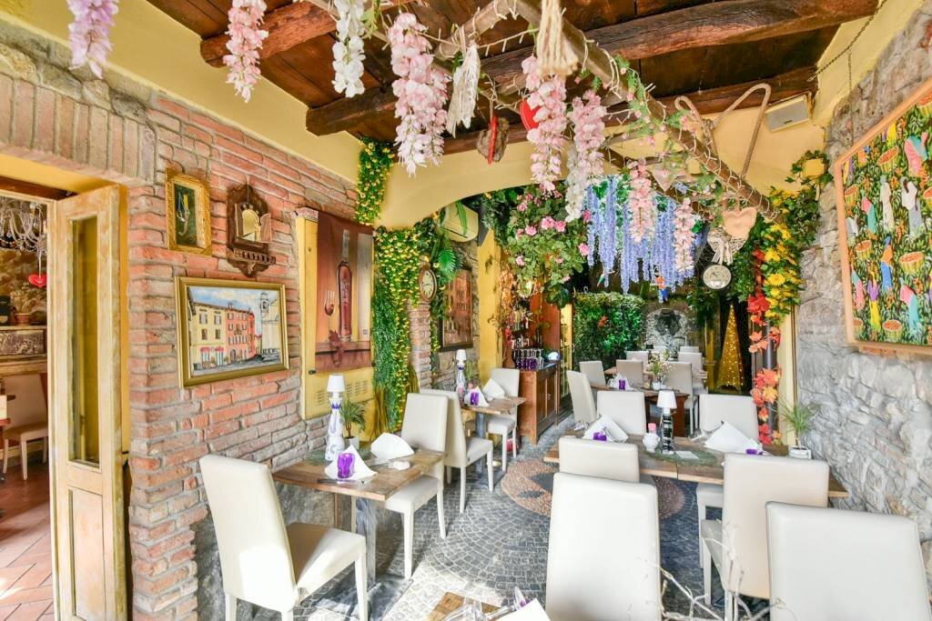 Giardino - Restaurant piazza Roma, 9, Albavilla - photo 1