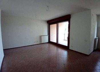 7ad14a1f-781a-4837-a0c0-dc02360c497e - Quadrilocale via Della Repubblica, Corbetta - foto 9