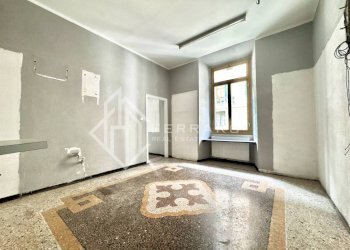 Soggiorno - Appartamento via Bartolomeo Guidobono, Savona (zona Centro storico) - foto 5