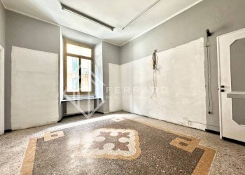 Soggiorno - Appartamento via Bartolomeo Guidobono, Savona (zona Centro storico) - foto 6