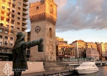 Zona - Three-room apartment via Santorre Santarosa, Savona (neighborhood Villetta) - photo 15