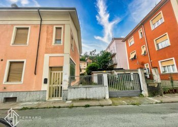 EST - Villa via Monsignor Bertolotti, 58, Cairo Montenotte - foto 5