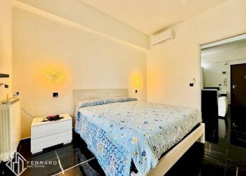 Camera da letto - Trilocale via Pavia, Spotorno - foto 13