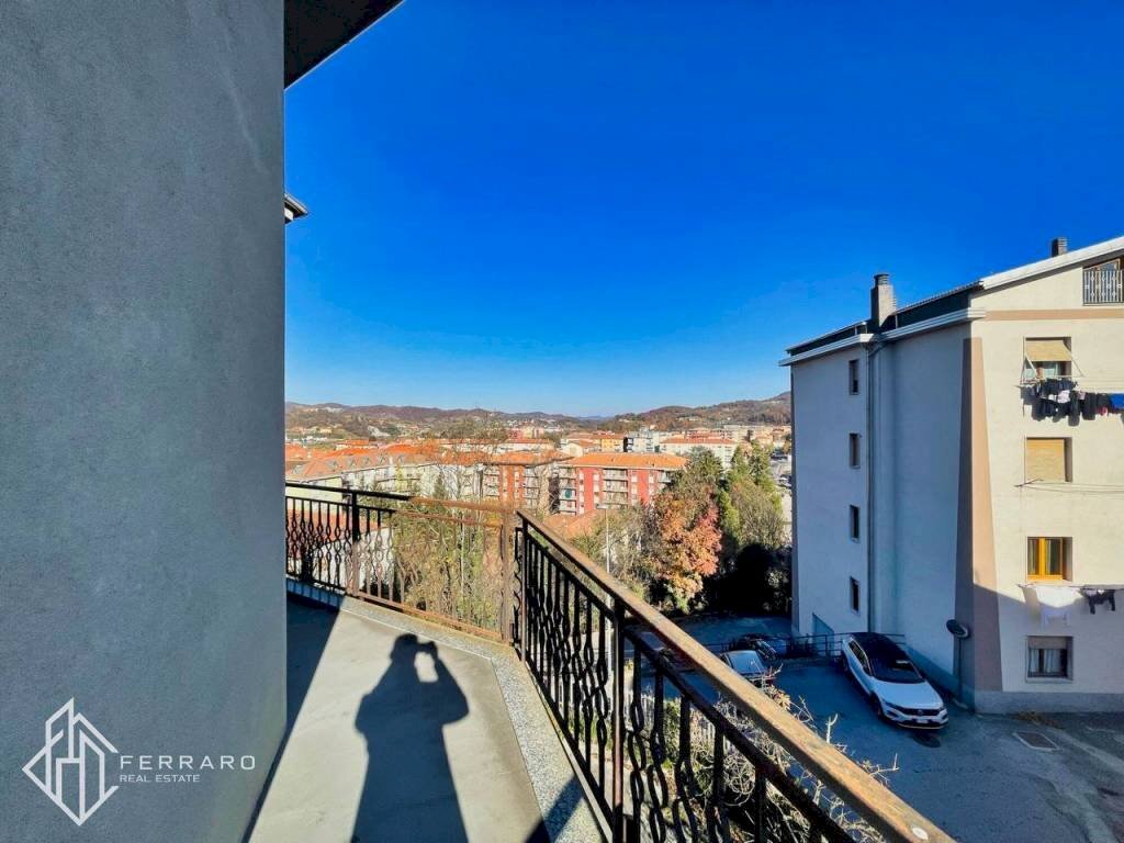 vista - Appartamento salita Ciapasqua, 21, Cairo Montenotte - foto 1