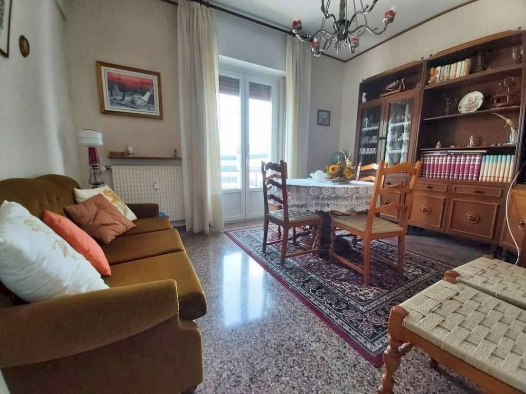 soggiorno - Appartamento via Braia, Millesimo - foto 2