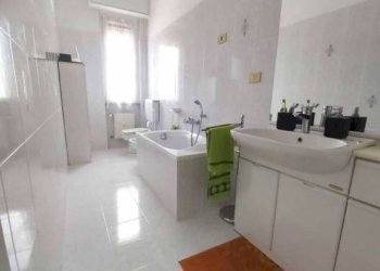 bagno - Apartment via Braia, Millesimo - photo 5
