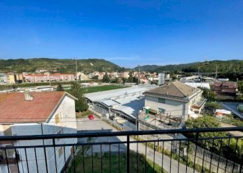 terrazzo - Apartment via Braia, Millesimo - photo 10