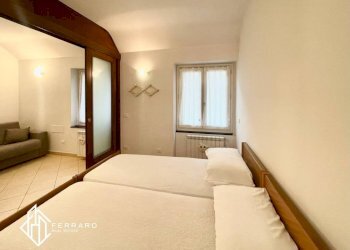 Camera da letto - Bilocale via Ferdinando Isola, Albissola Marina - foto 2