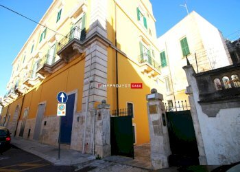 Negozio Via Verdi, Martina Franca - foto 1