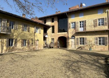 esterno - Casale via Roma, 4, hamlet Passerano, Passerano Marmorito - photo 4