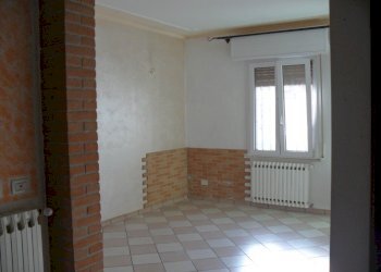 Porzione di casa Argenta - foto 5