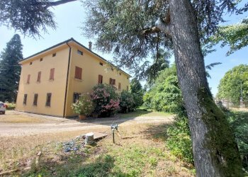 Single Family Villa Molinella - photo 2