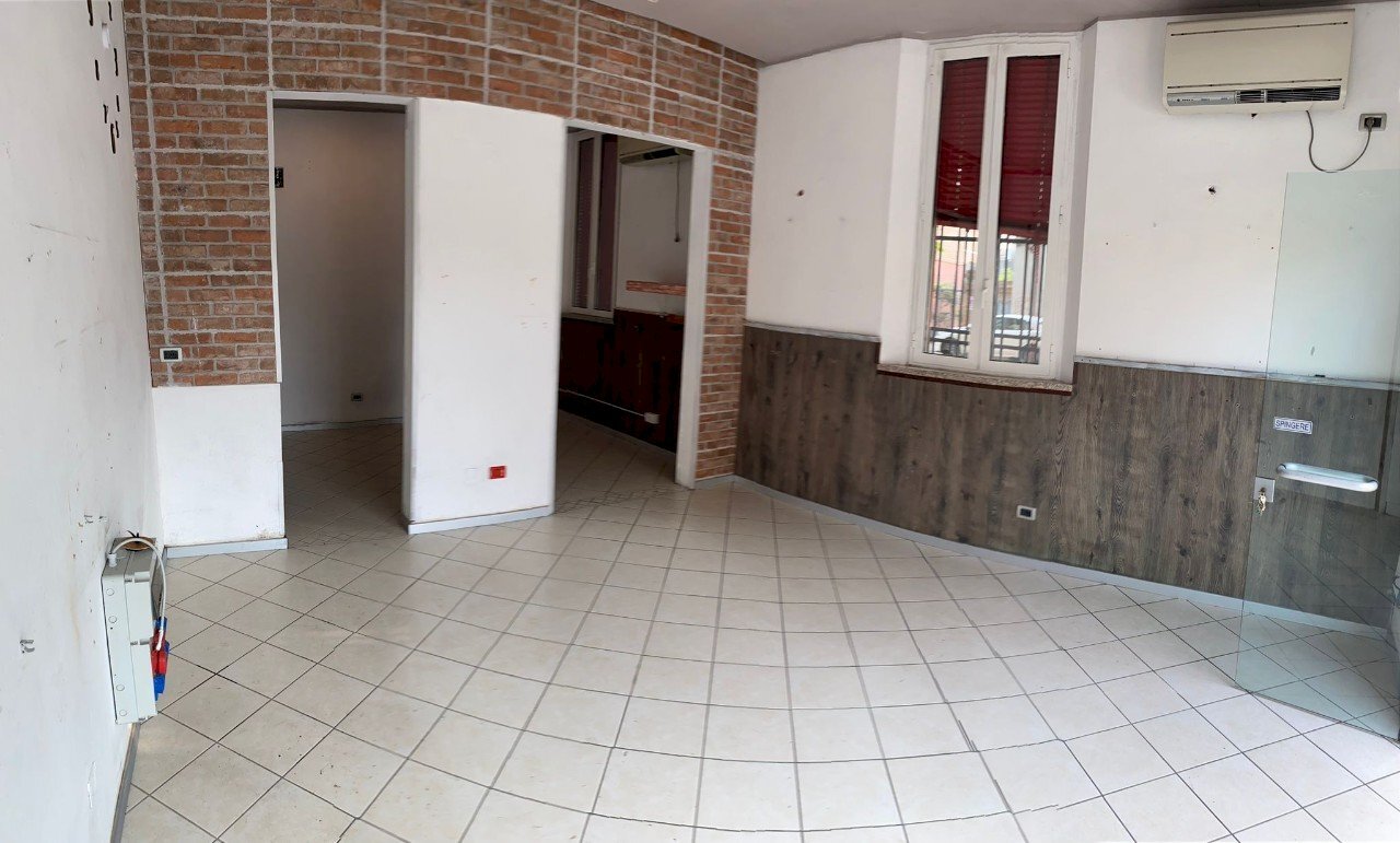 Negozio Ferrara - foto 1